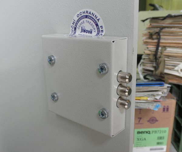 trezorový zámek Mauer 73042